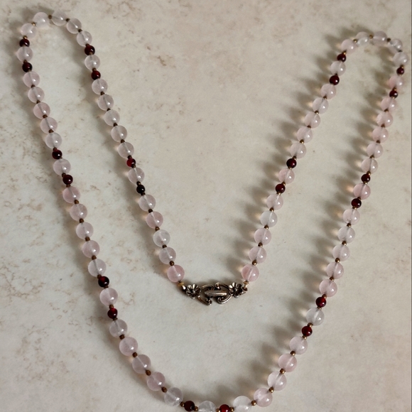 Vintage Genuine Rose Quartz Necklace with Garnet - Picture 5 of 13